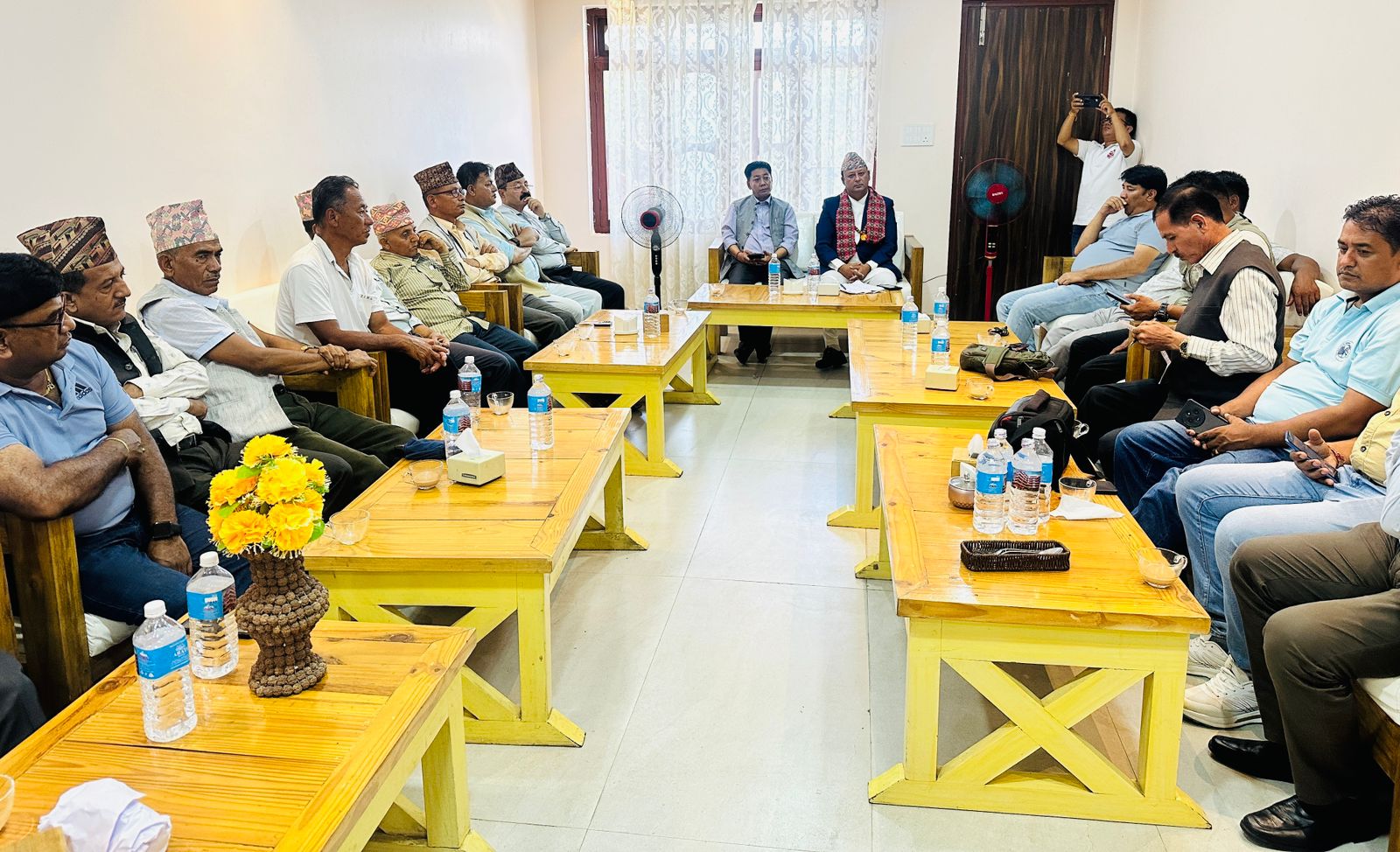 संखुवासभा जिल्लाको विकासमा साझा प्रतिबद्धता : मन्त्री खड्काको नेतृत्वमा सर्वदलीय छलफल