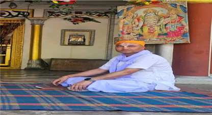 मटिहानीको श्री लक्ष्मी नारायण मठ : नयाँ महन्थ डा. रविन्द्र दास वैष्णवको नेतृत्वमा नयाँ युगको प्रारम्भ