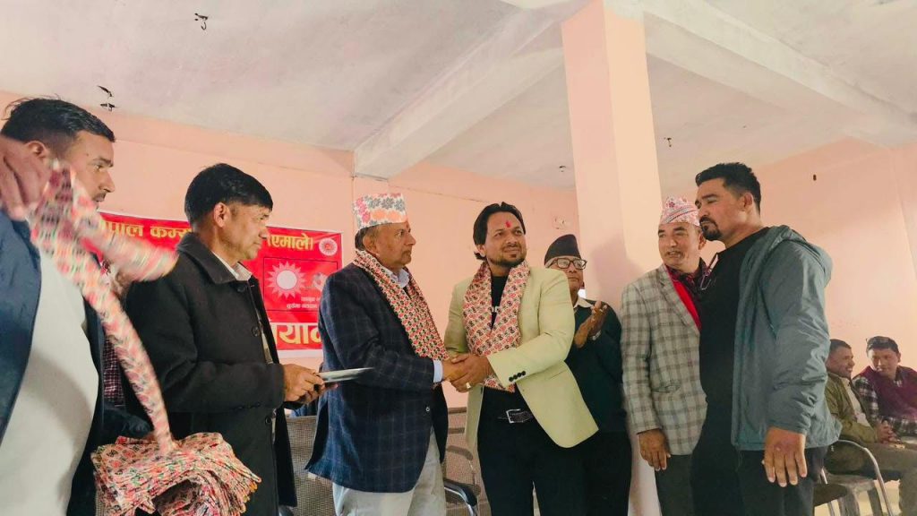 वाईसियलका केन्द्रीय सदस्य एमालेमा प्रवेश